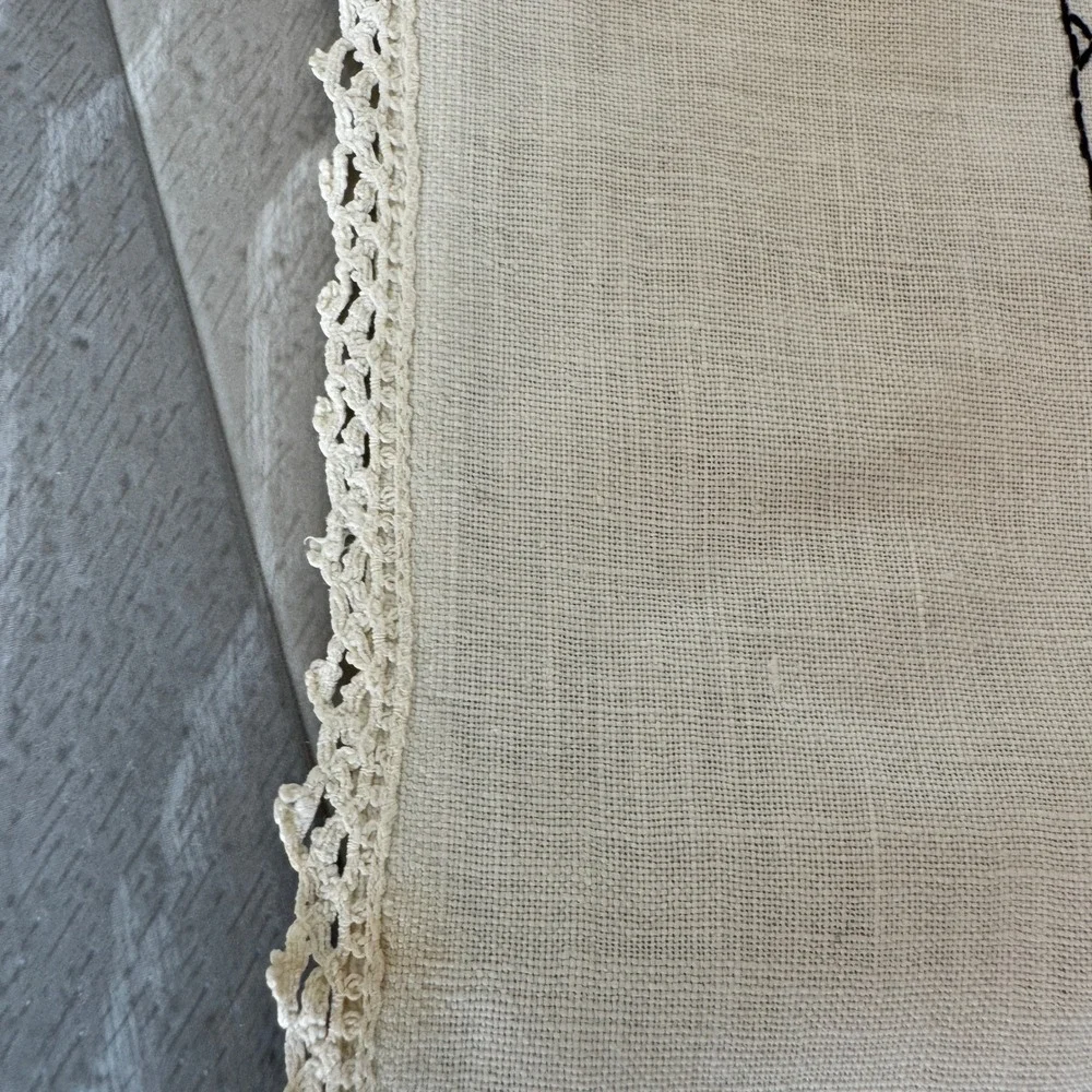 Vintage Hand Embroidered Floral Linen Tablecloth Lace Trim 31x33 Off White